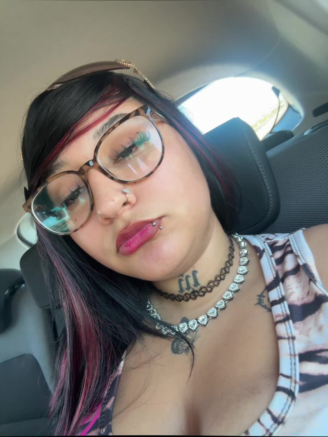 @Lokitty💘🥇nzrth🦁🧿🖤