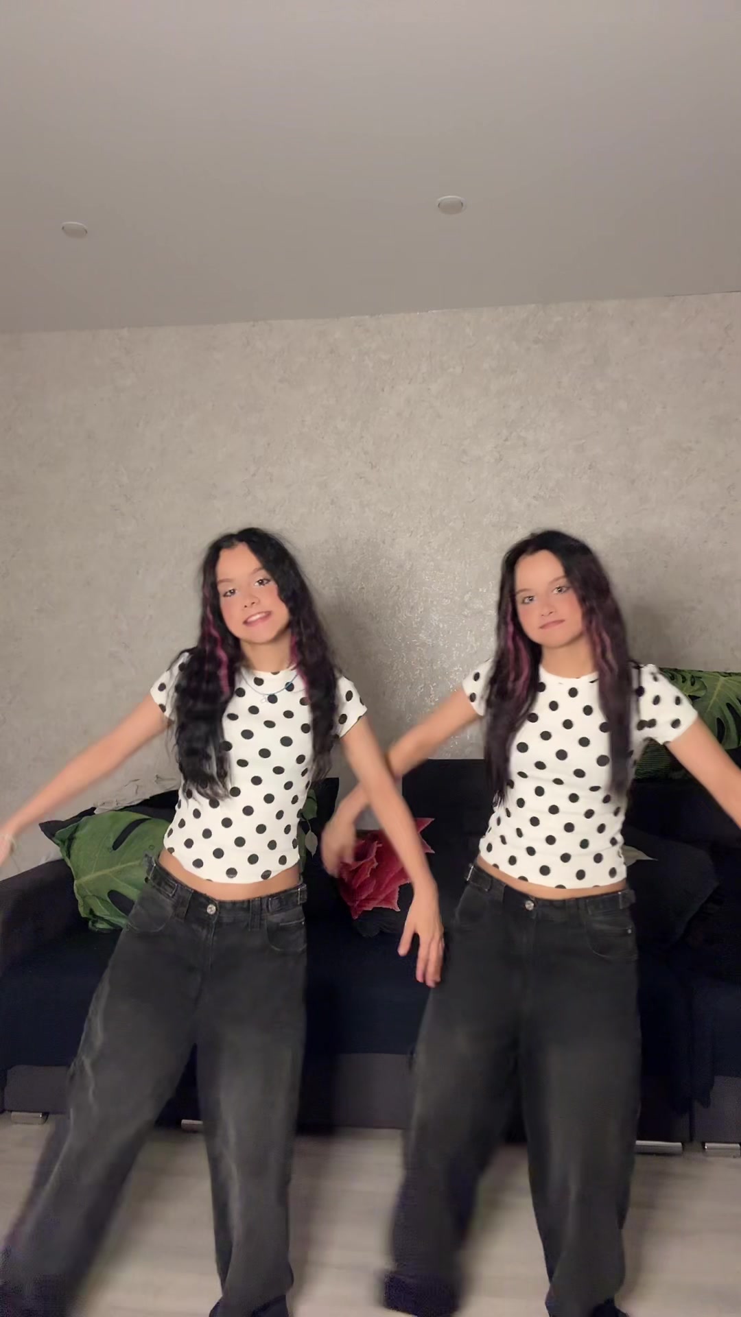 @тгк:Те самые близняшки 🍒