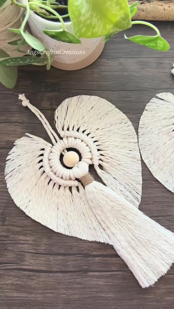 @AngsCraftsnCreations&bull; Macrame