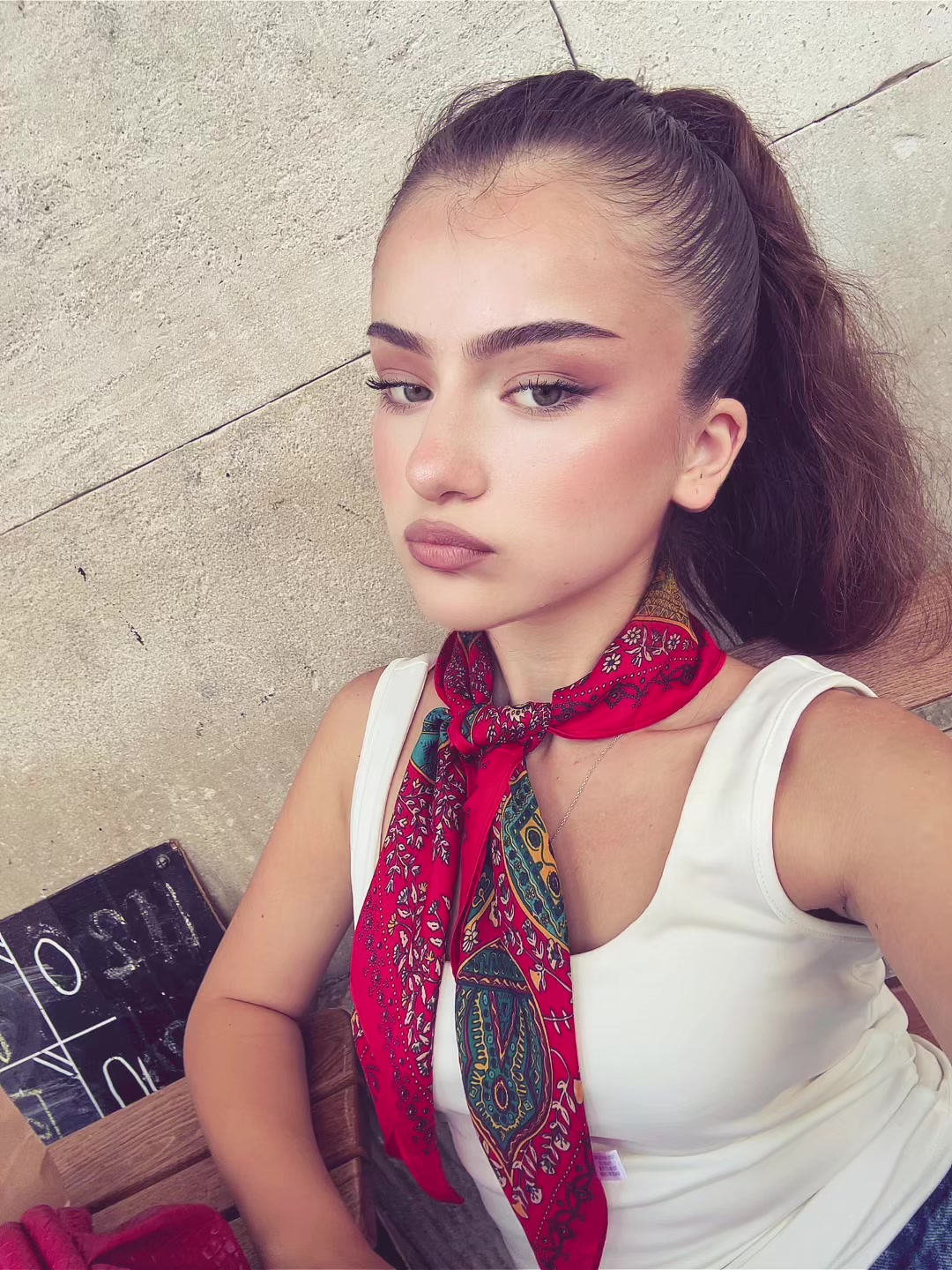 @Elle