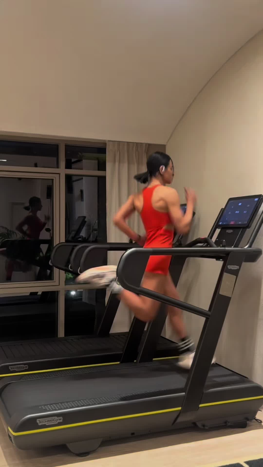 @Tweets to truth (gym)