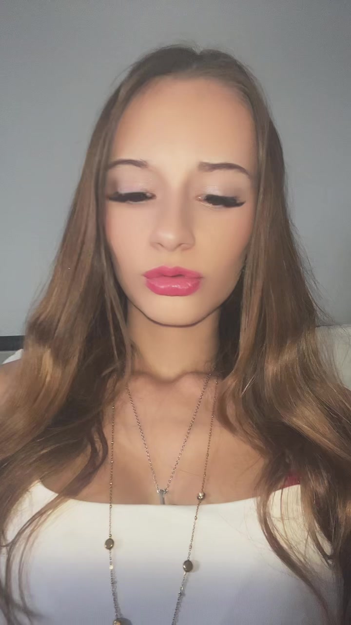 @𝑼𝒔𝒆𝒓&rsquo;𝒆.𝟐.𝟎 ✞🥥