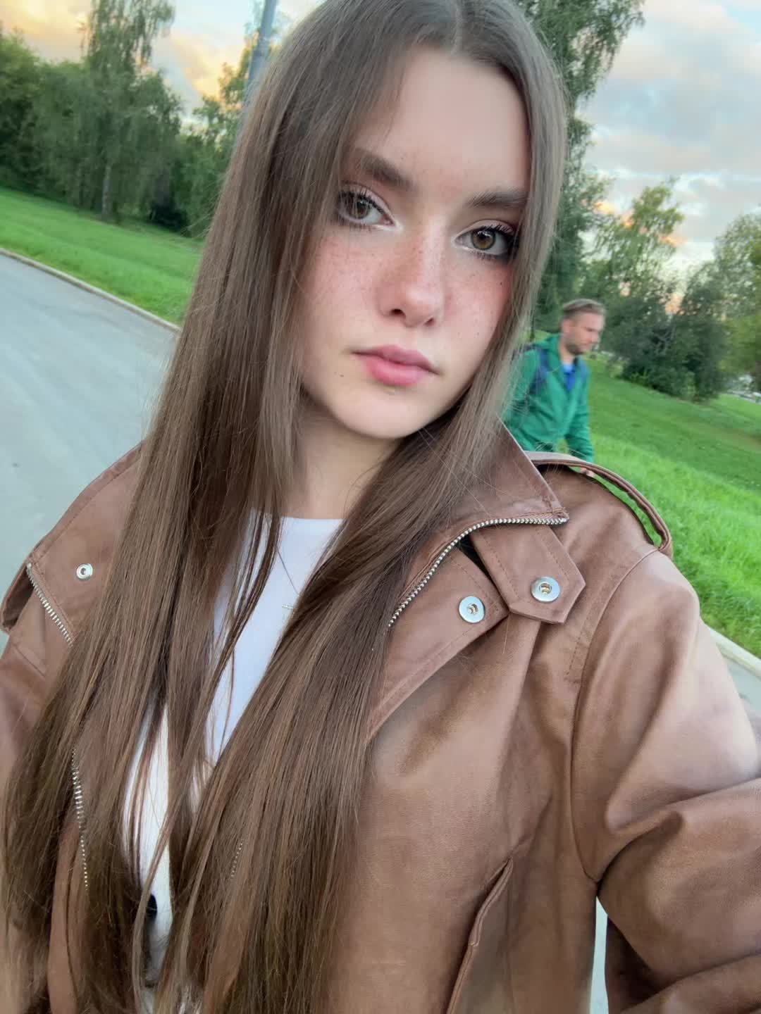 @viksterr
