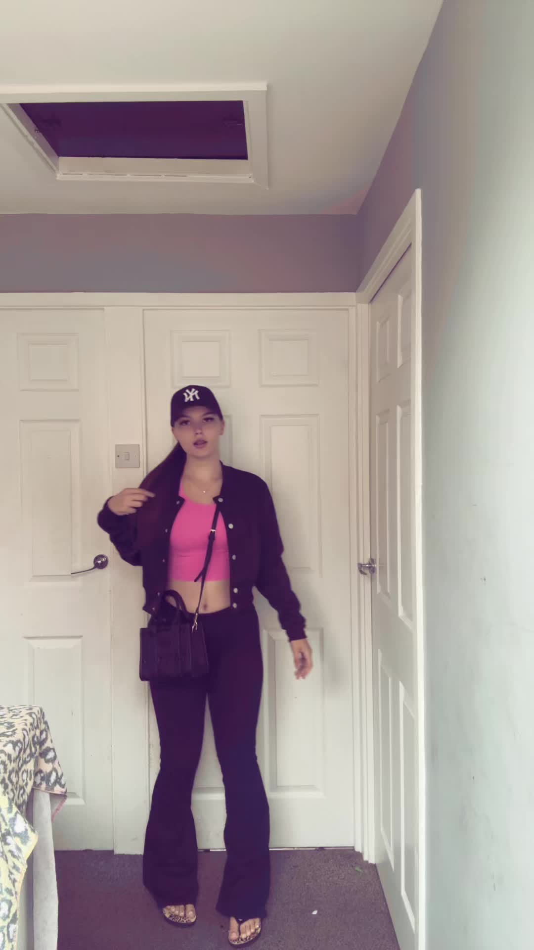 @𝓁ℯ𝒾𝑔𝒽𝒶🎀