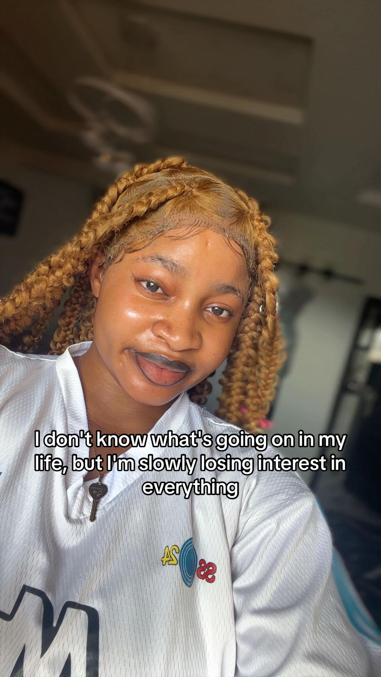 @Mirabell👅🥵