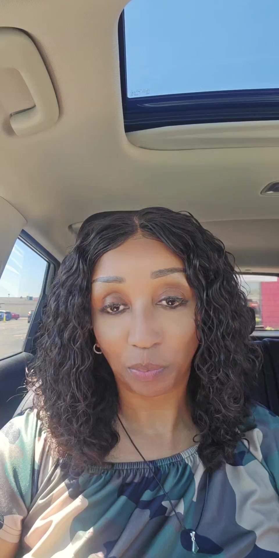 @Tee The Ageless Beauty