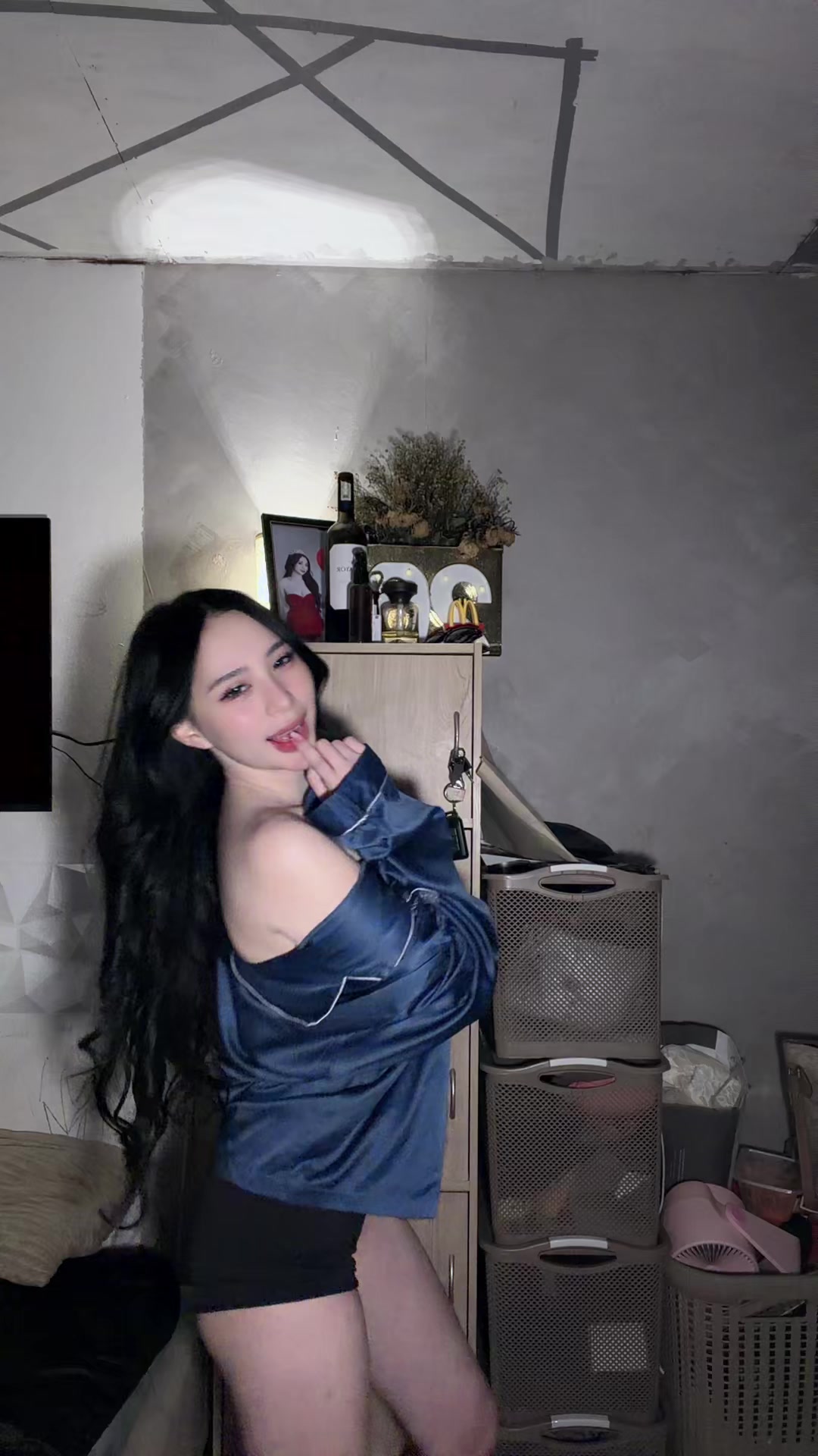 @Julie sexy