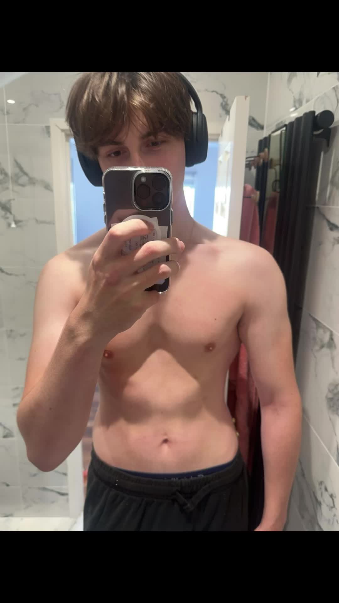 @strux.lx
