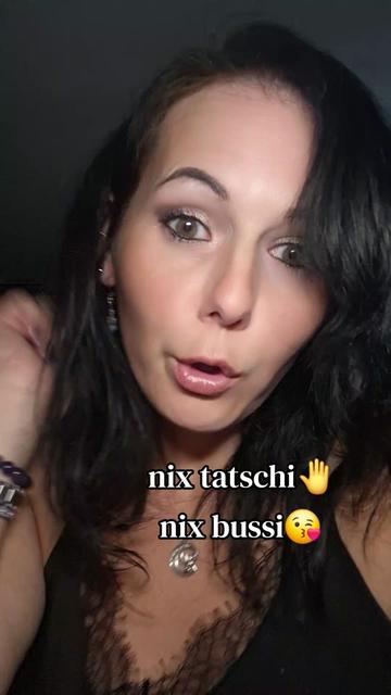 @Juliadarkfee
