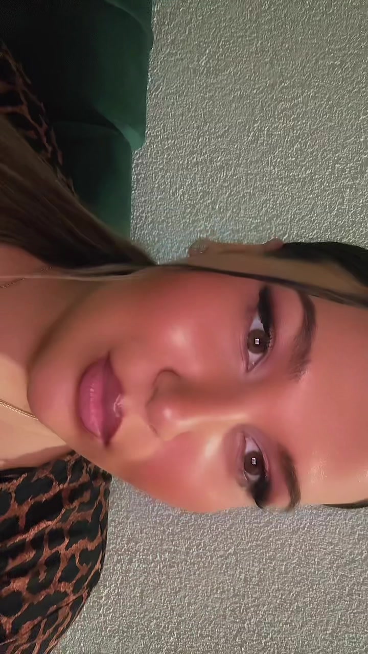 @𝓗𝓪𝓵𝓲𝓵𝓸𝓿𝓲𝓬
