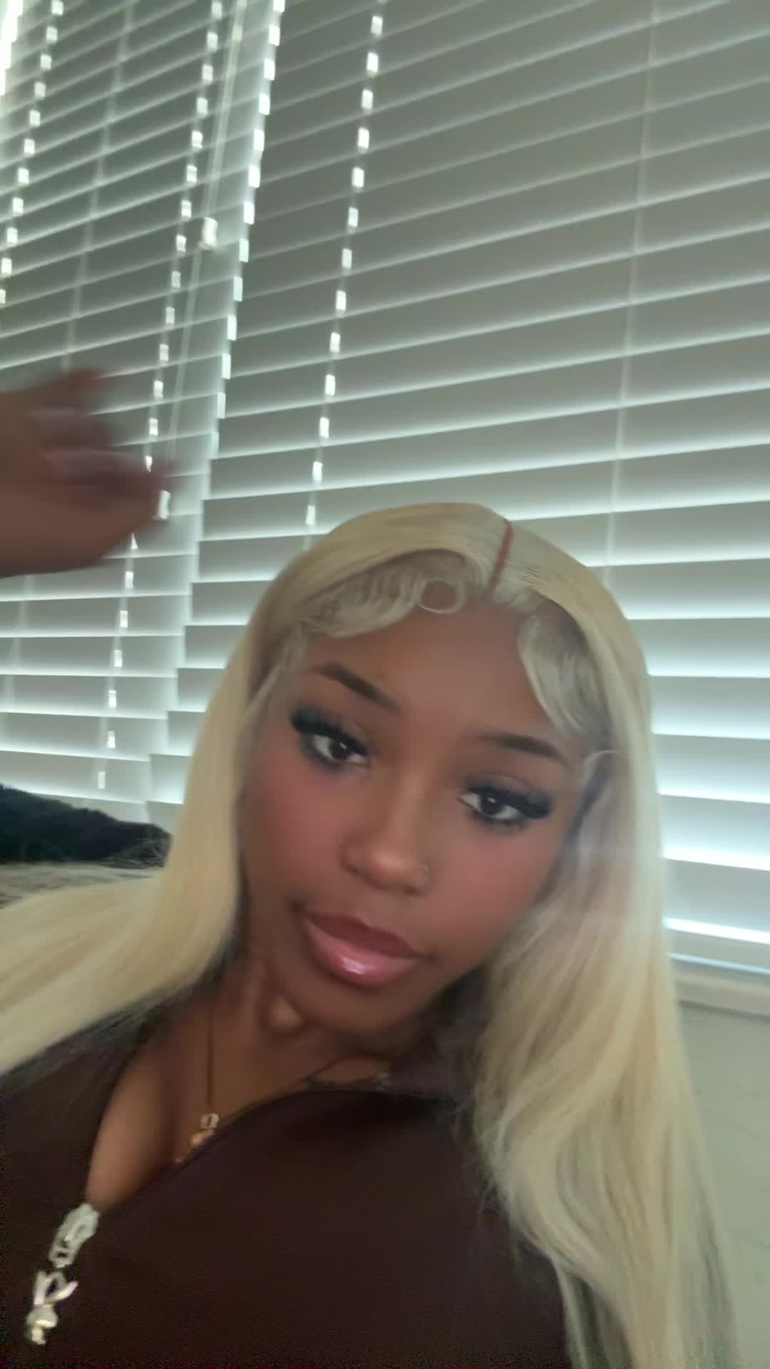 @just a gorgeous girl 🌺