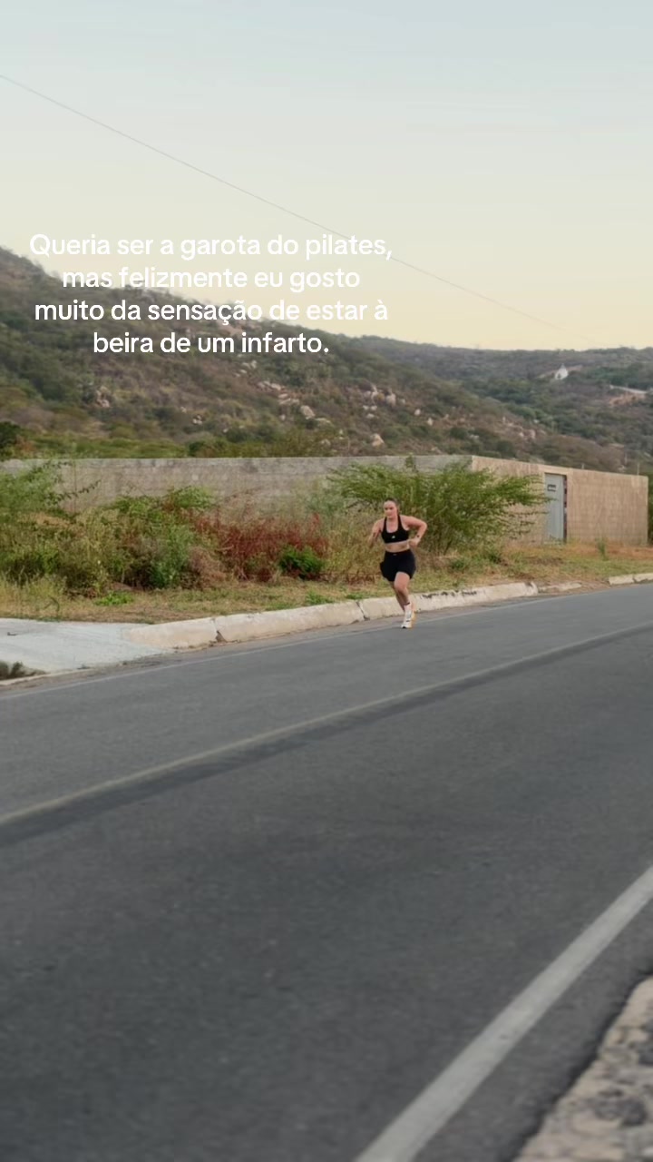 @clararezende__
