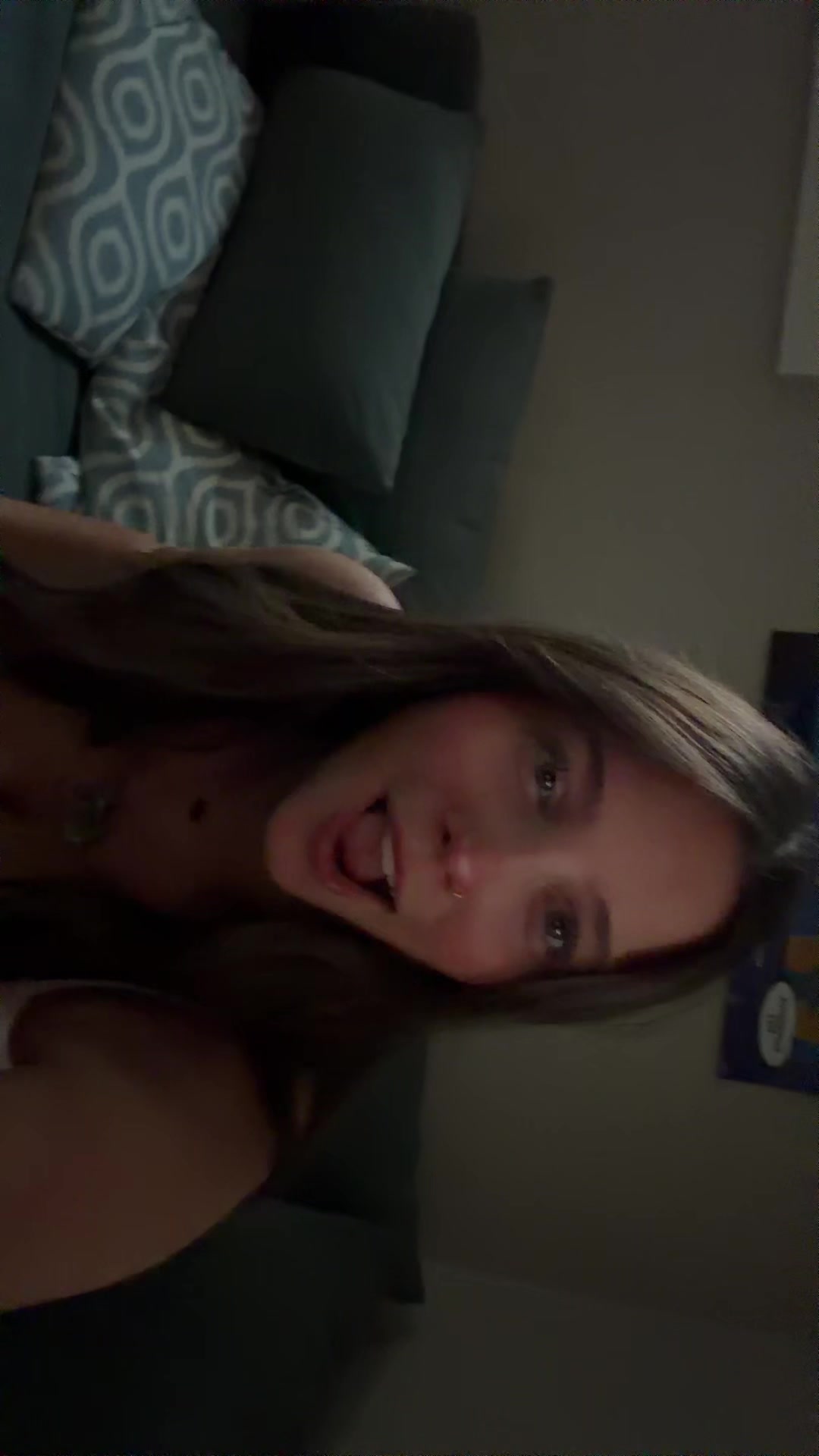 @ashlyn