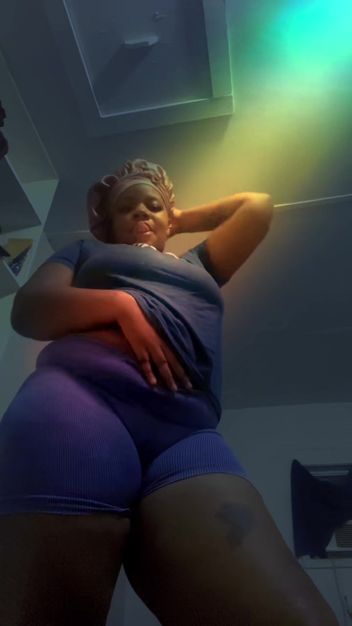 @CandyB