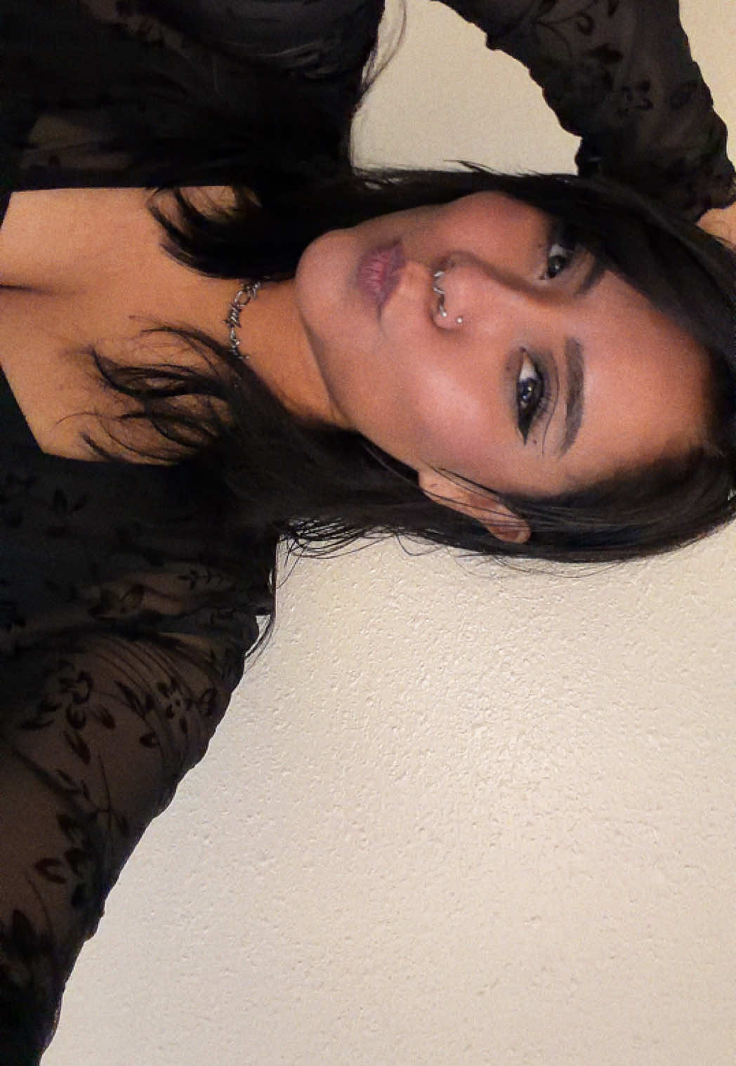 @LyS<3