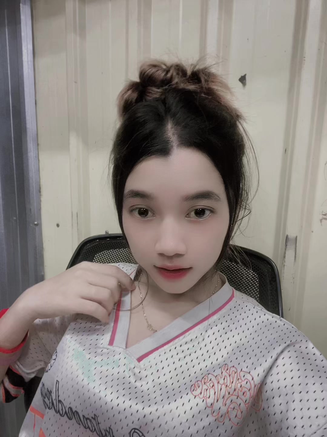 @ខ្ចឹលយាយ 🦧🐣