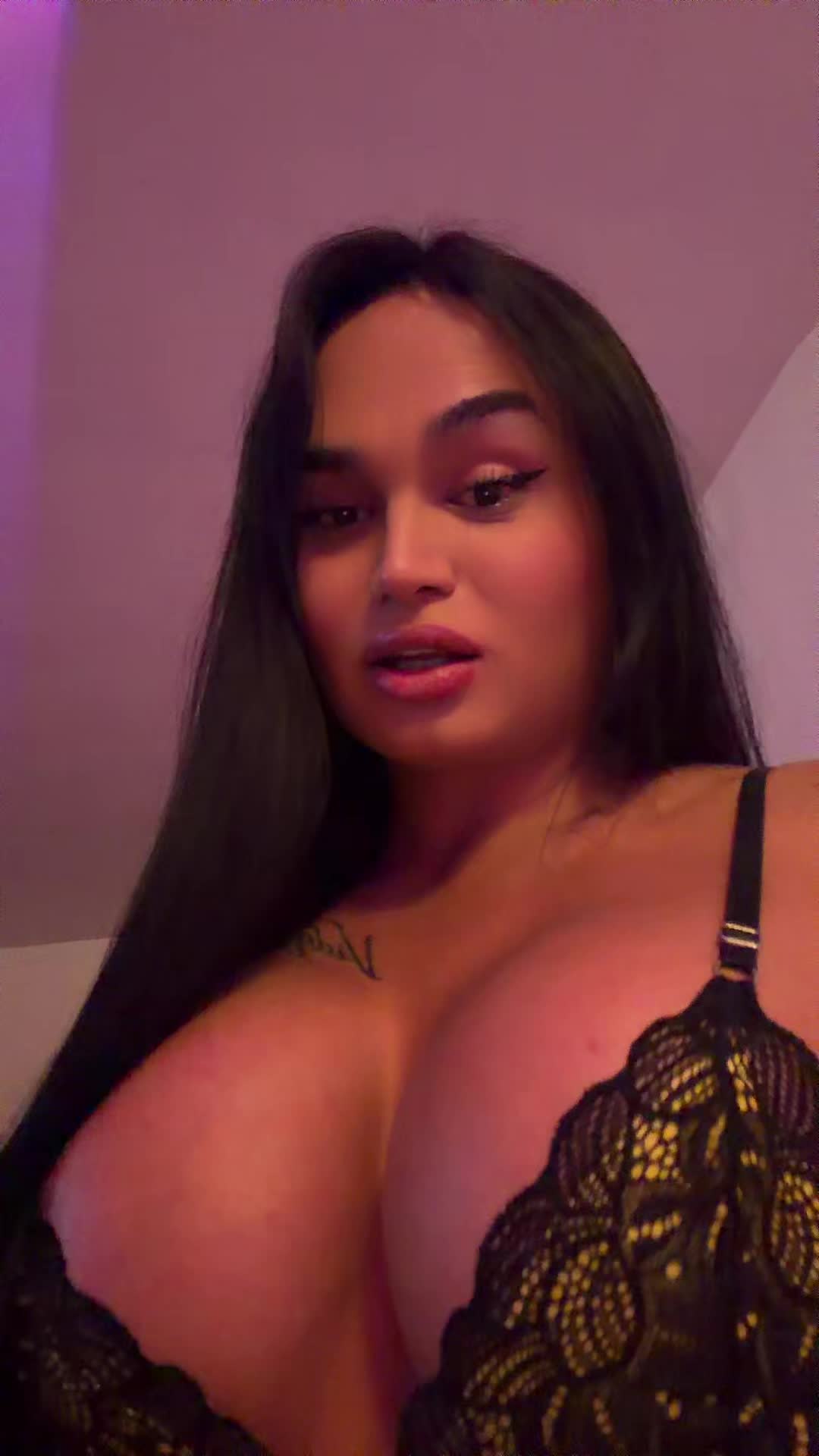 @Alessia Romero