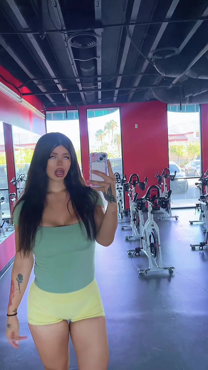 @ilyselenebabi