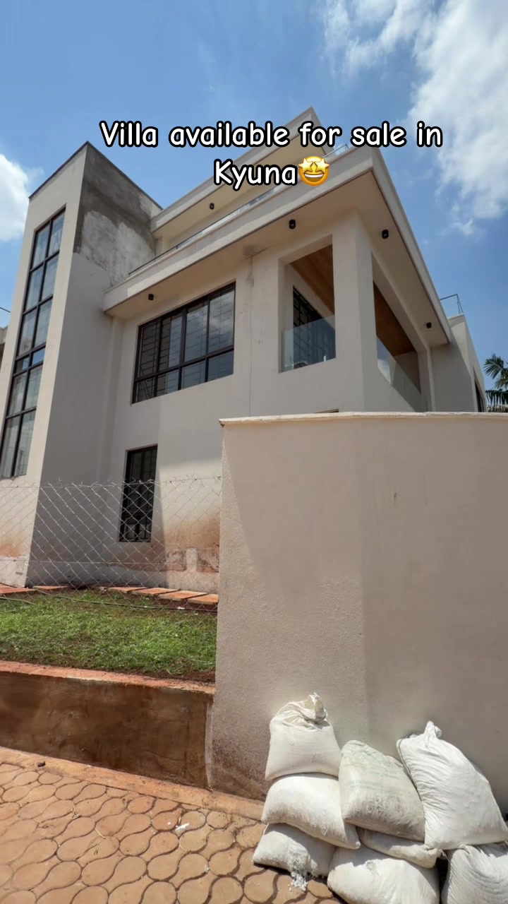 @Lyx Realty Group