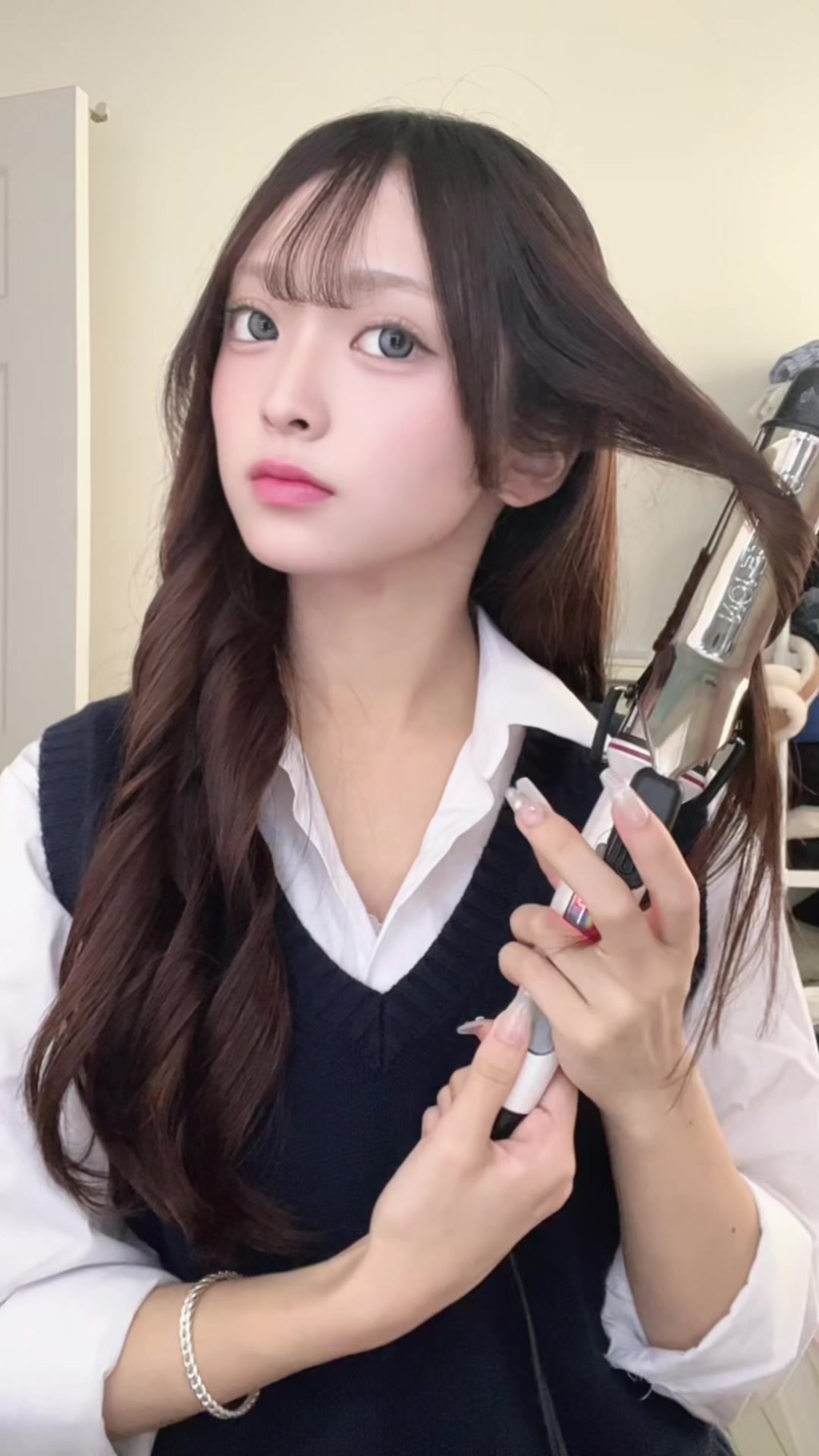 @胡晴