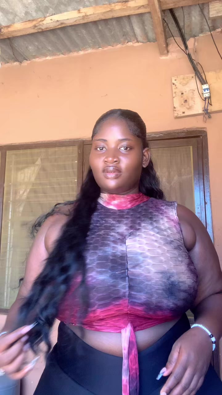 @❤️🩹AfiaHourglass chrizzard💕