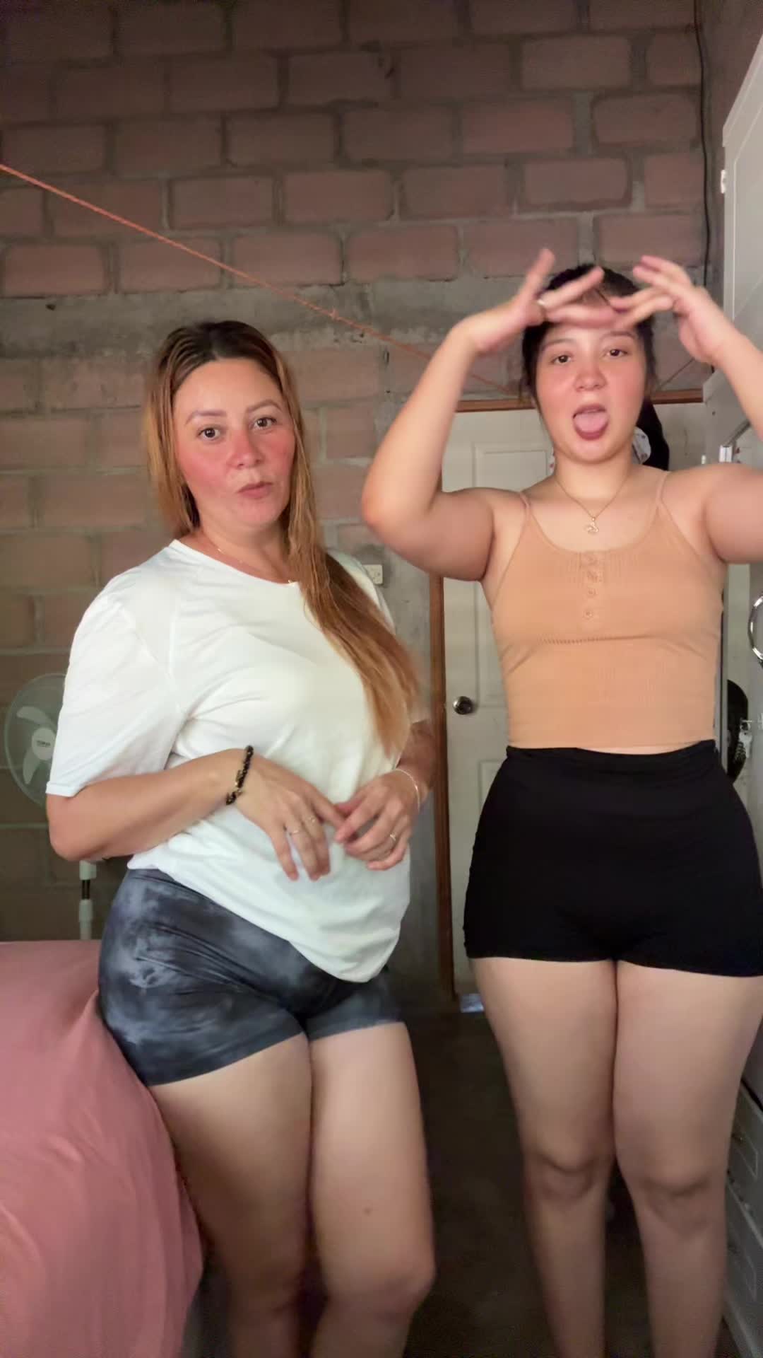 @m&iacute;a mill&oacute;n 🐇