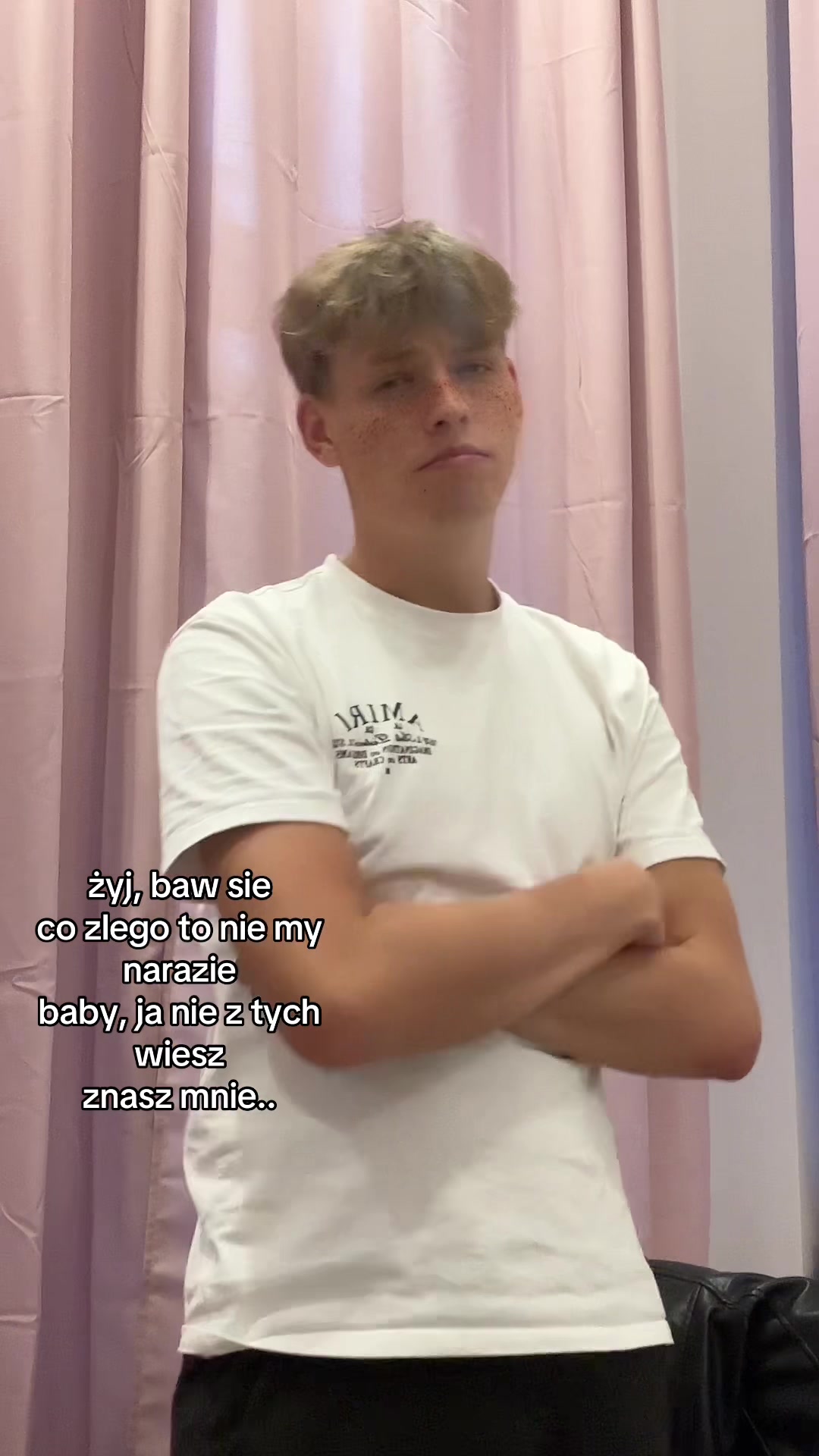 @Dominik• insta dominikmoryn