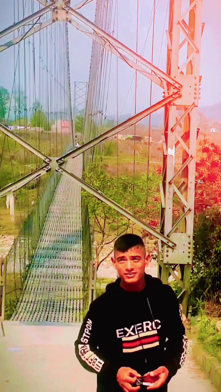 @नुर क्षेत्री