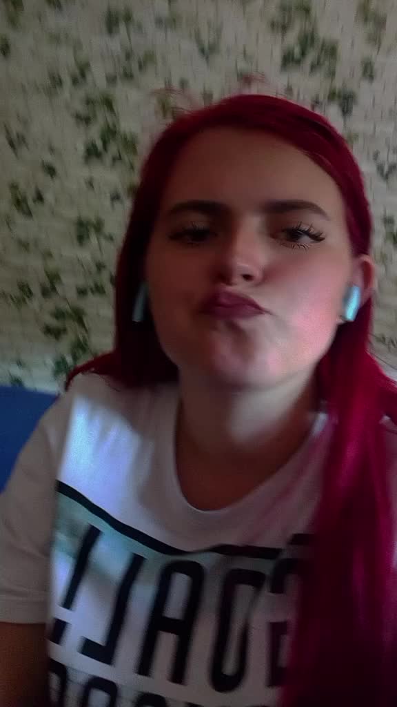 @Julie.ist_eingirl
