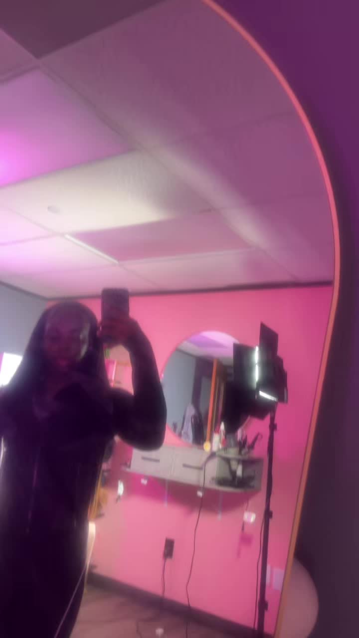 @Keshawn 💗👱🏾&zwj;♀️🛍️