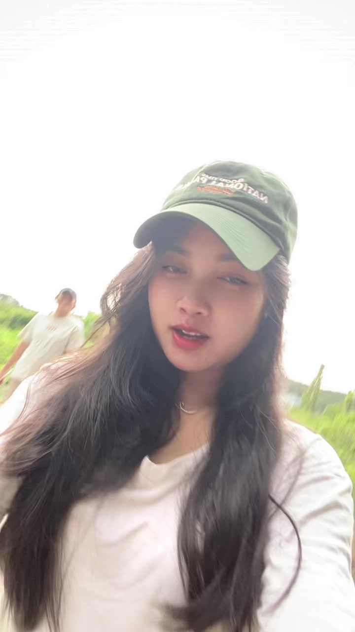 @HAPPYㅤKAYUN☔(ល័ក្ខ)