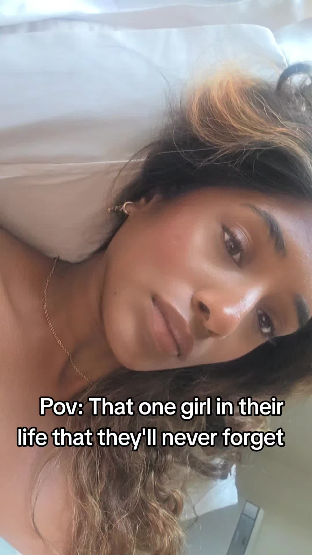 @Dinushaxo