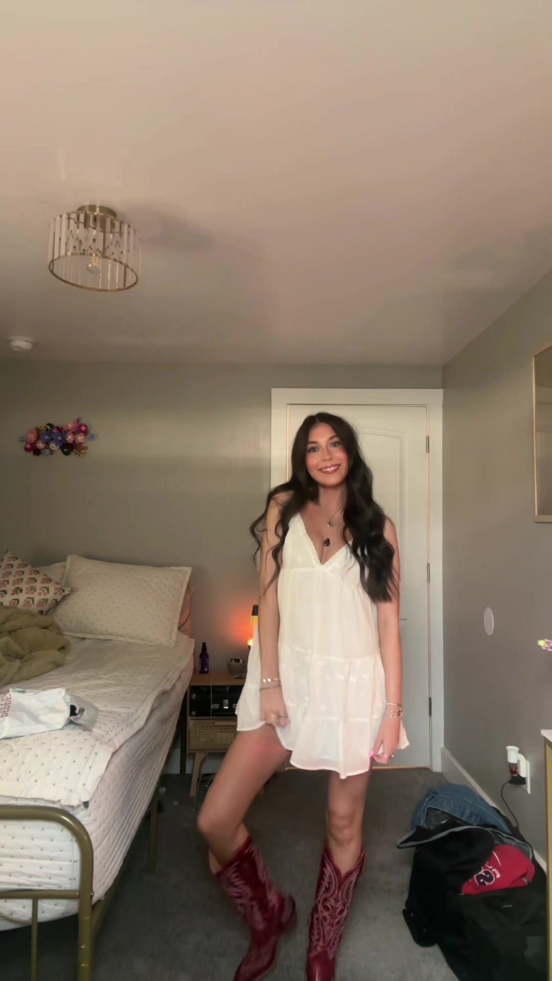 @neesaboo20