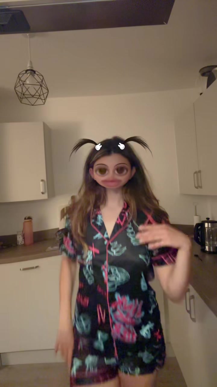 @iikya