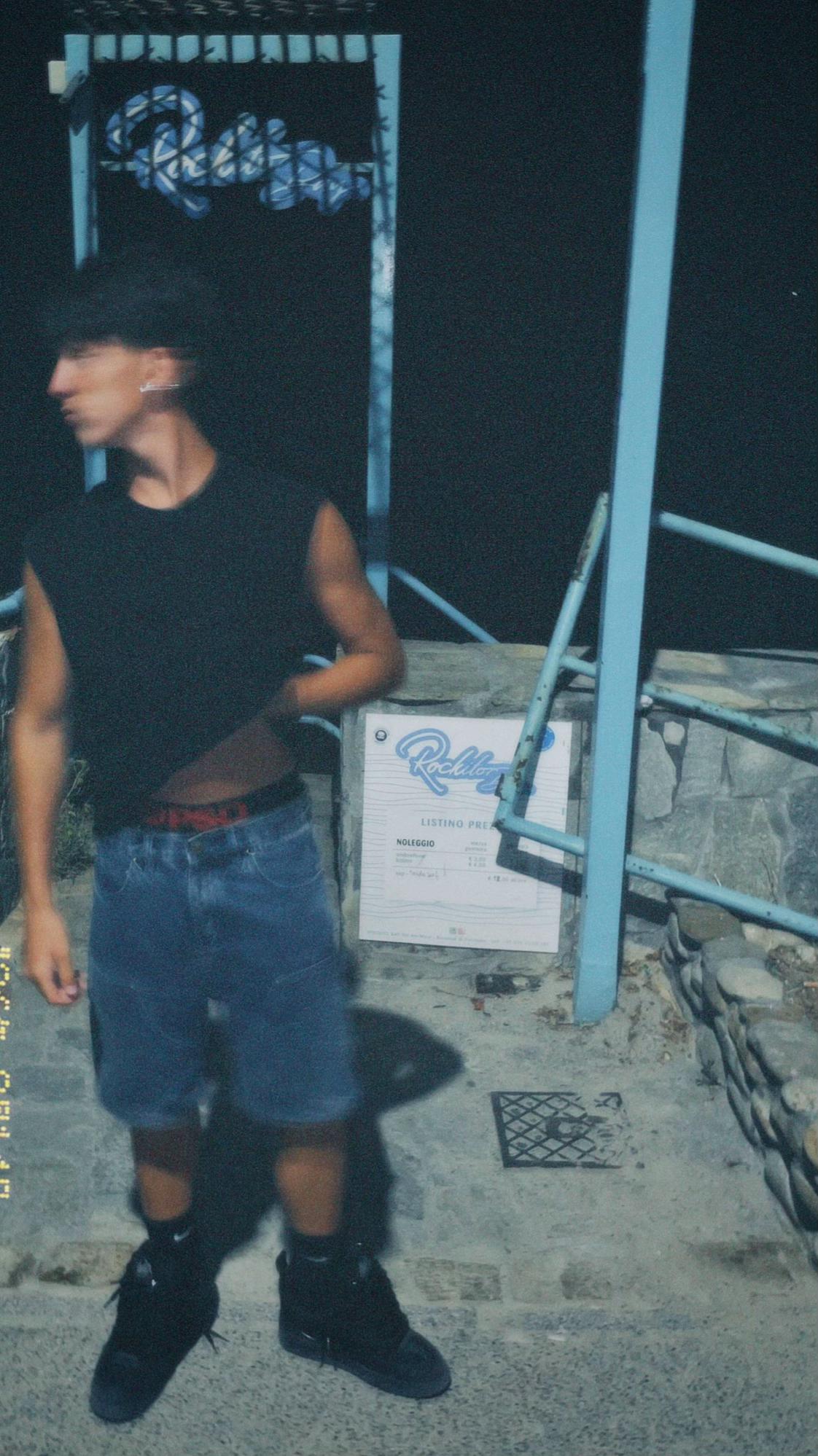 @🕺💫