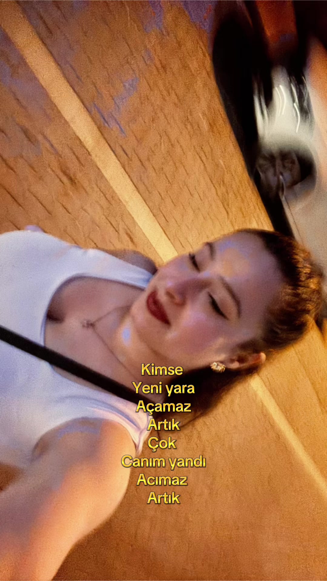 @𝓜 𝓔 𝓡 𝓥 𝓔