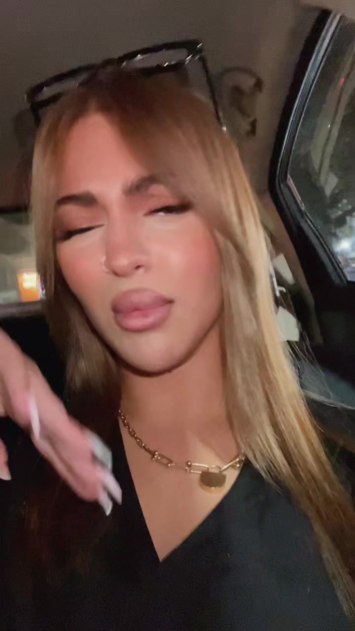 @adrina_heydarii