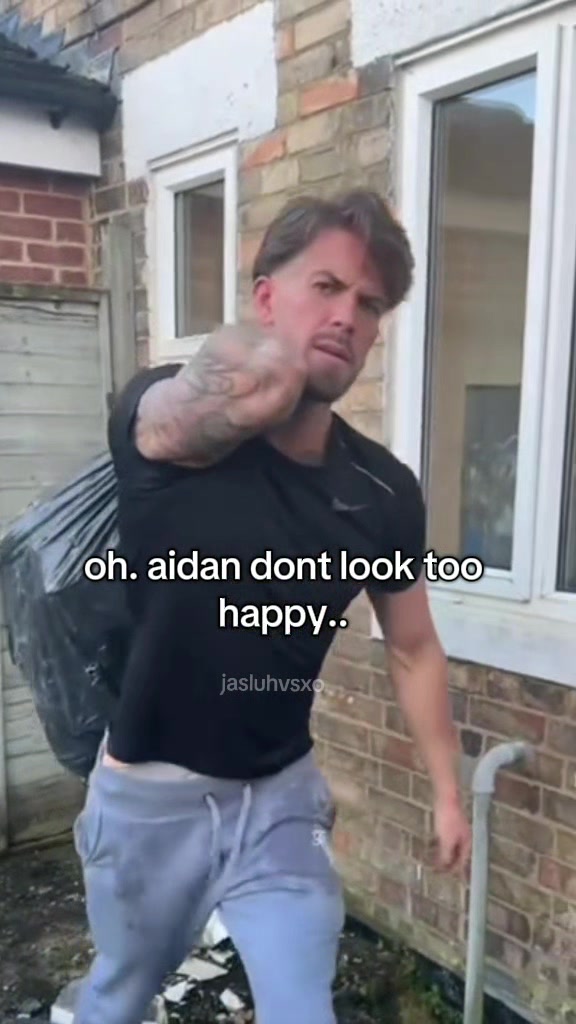 @𝒋ꨄ︎.