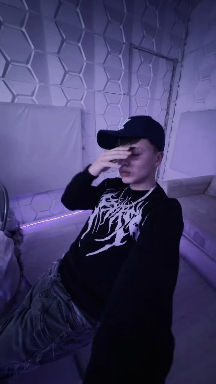 @dylaan 🕷️