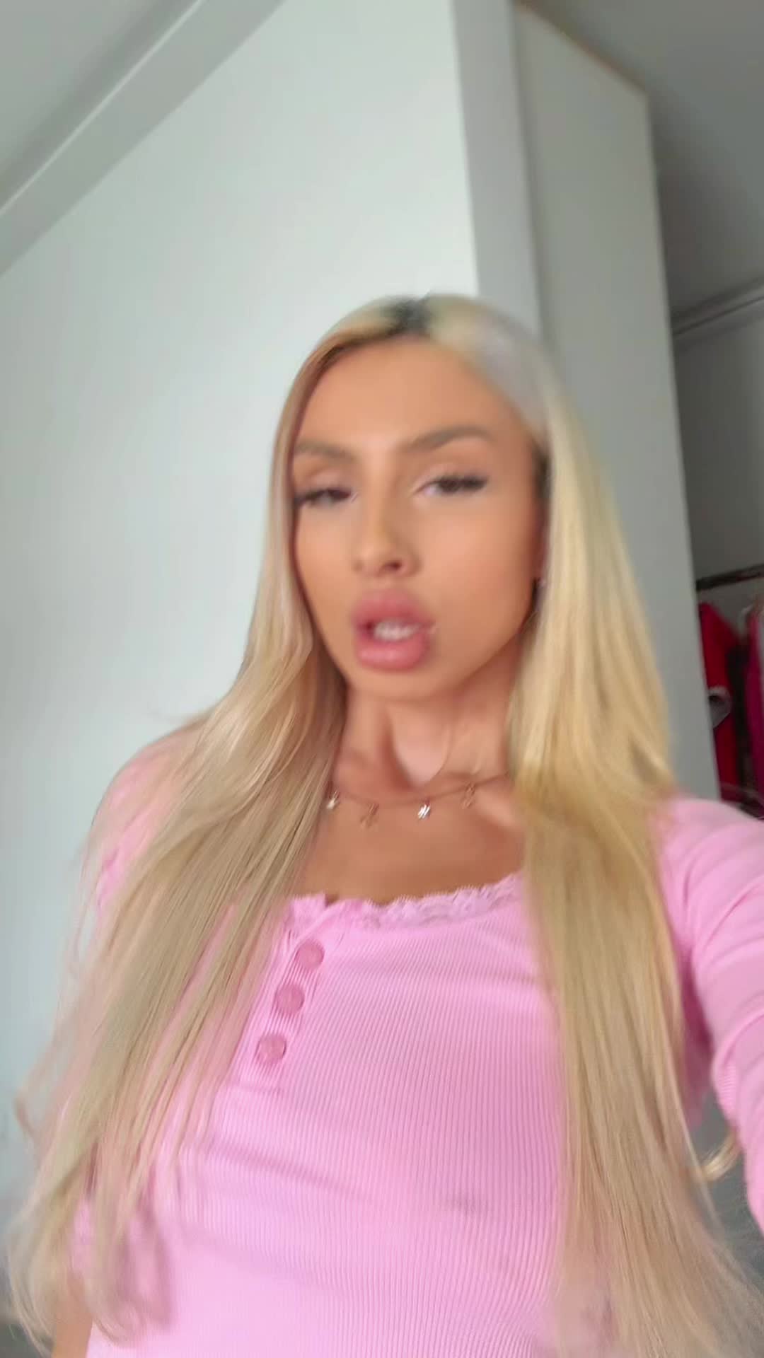@Vazzzle