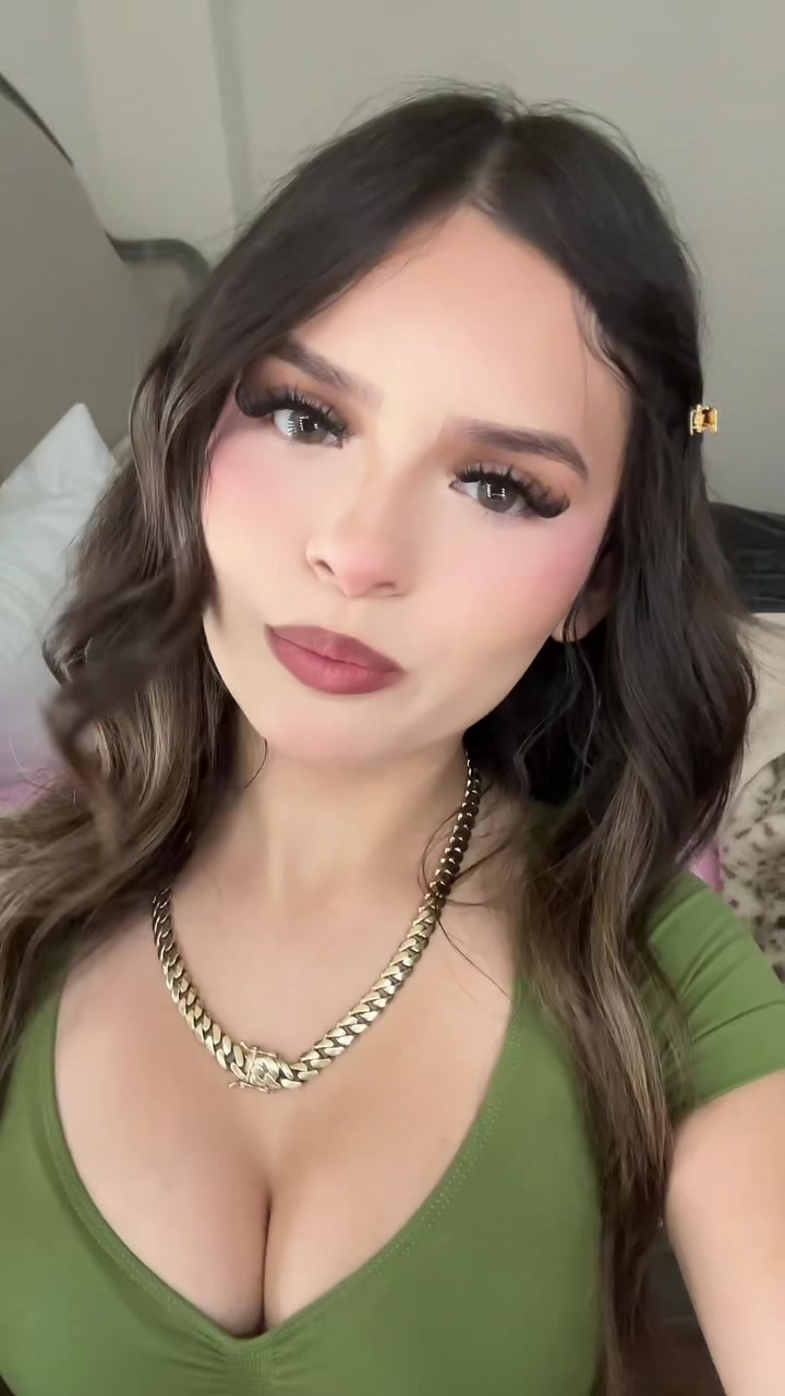 @𝒜𝓇𝒾𝒶𝓃𝓃𝒶 💐