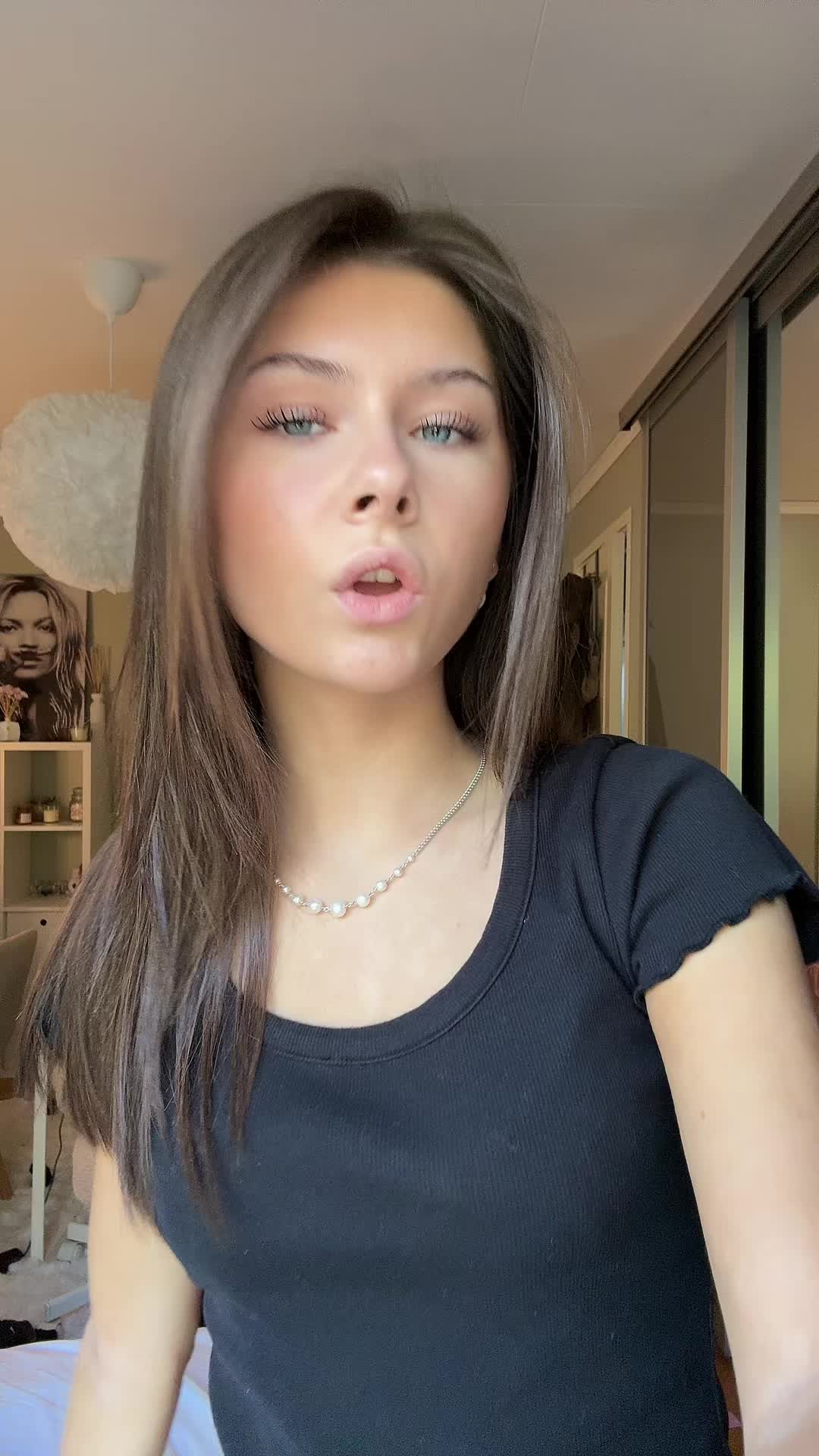 @Hihi