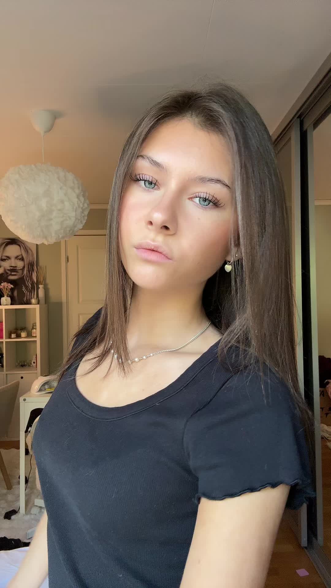 @Hihi