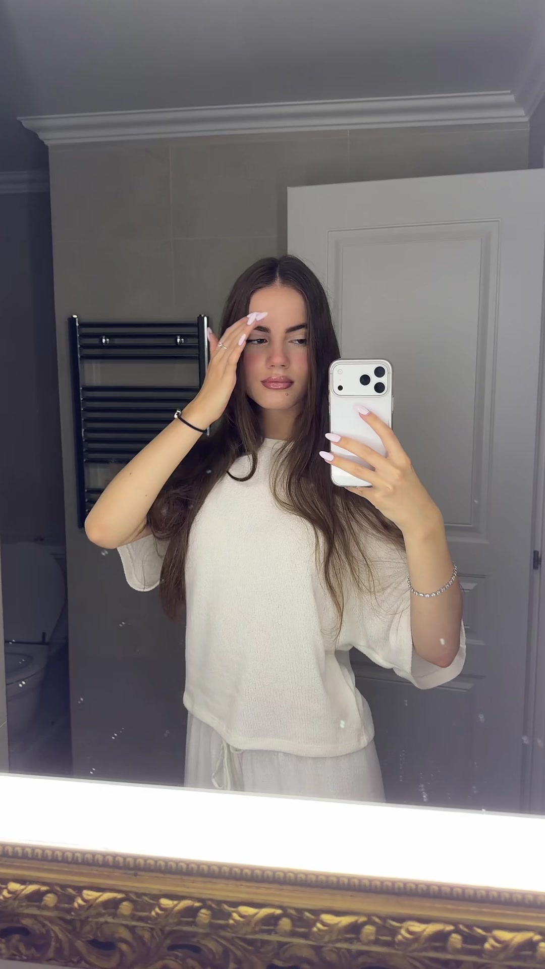 @anastasia