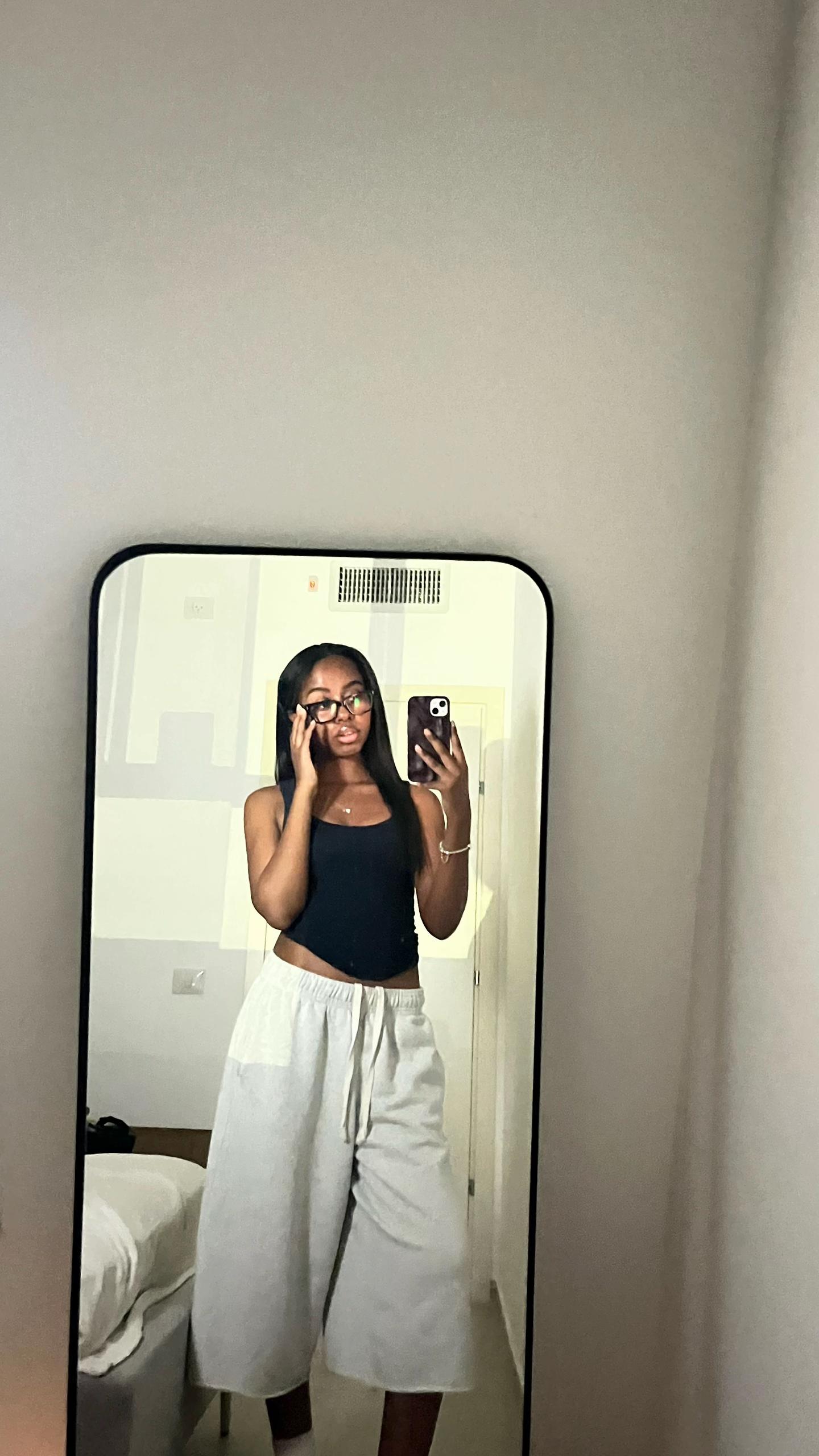 @🦦