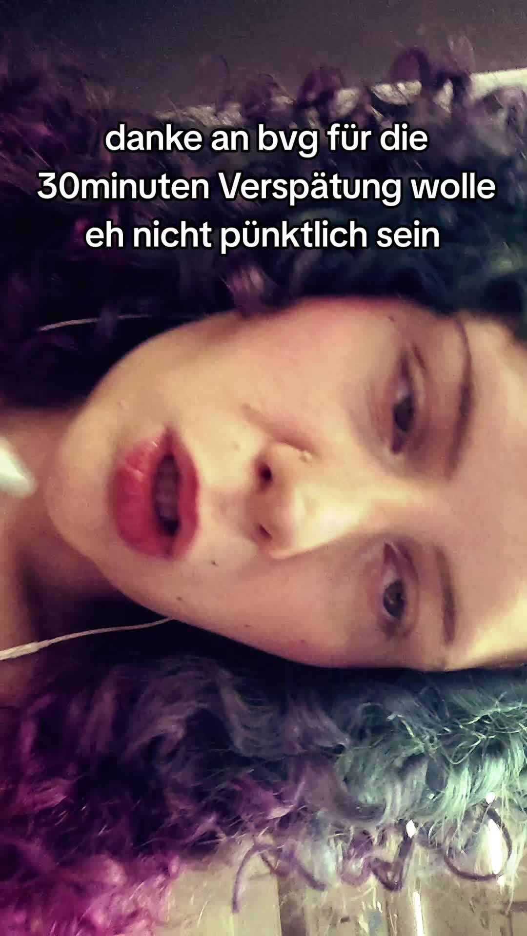 @Nina 🦛
