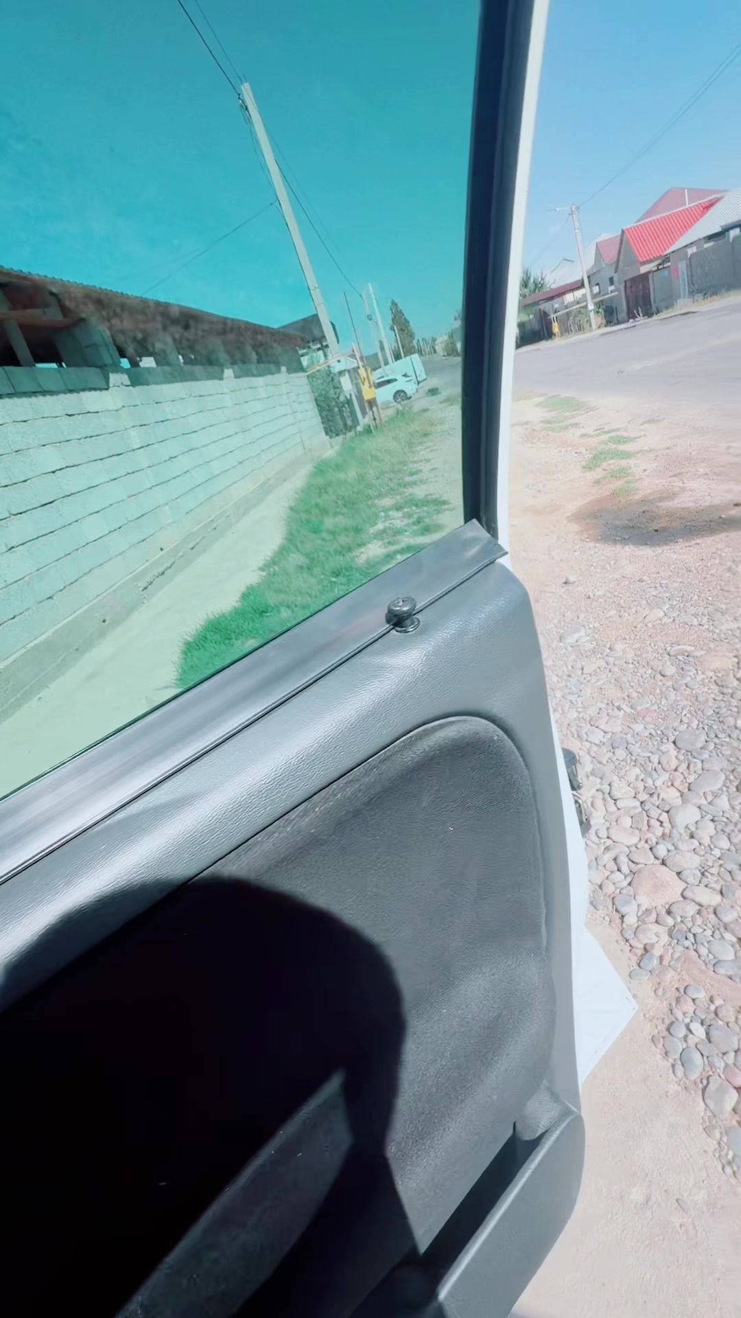 @Ualigooi