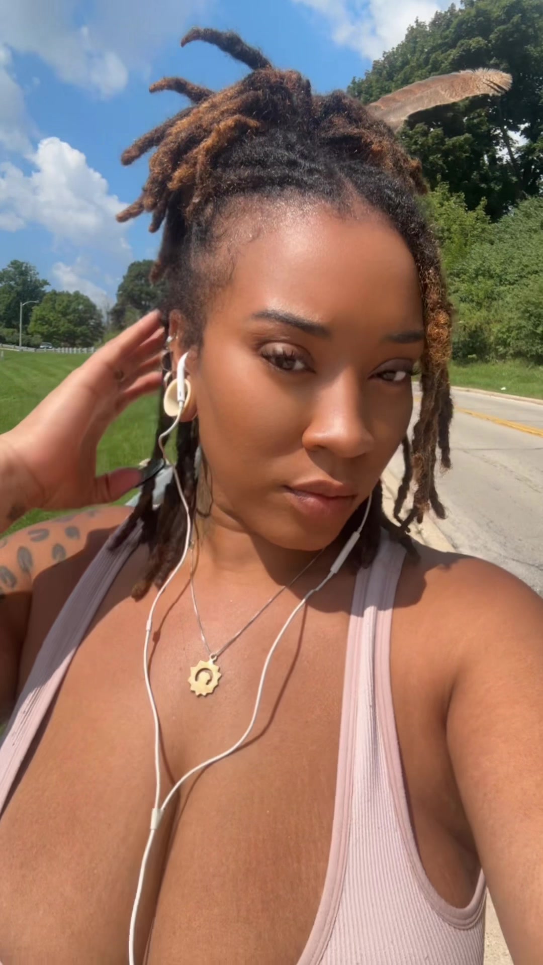 @Jasmine_Beenraw