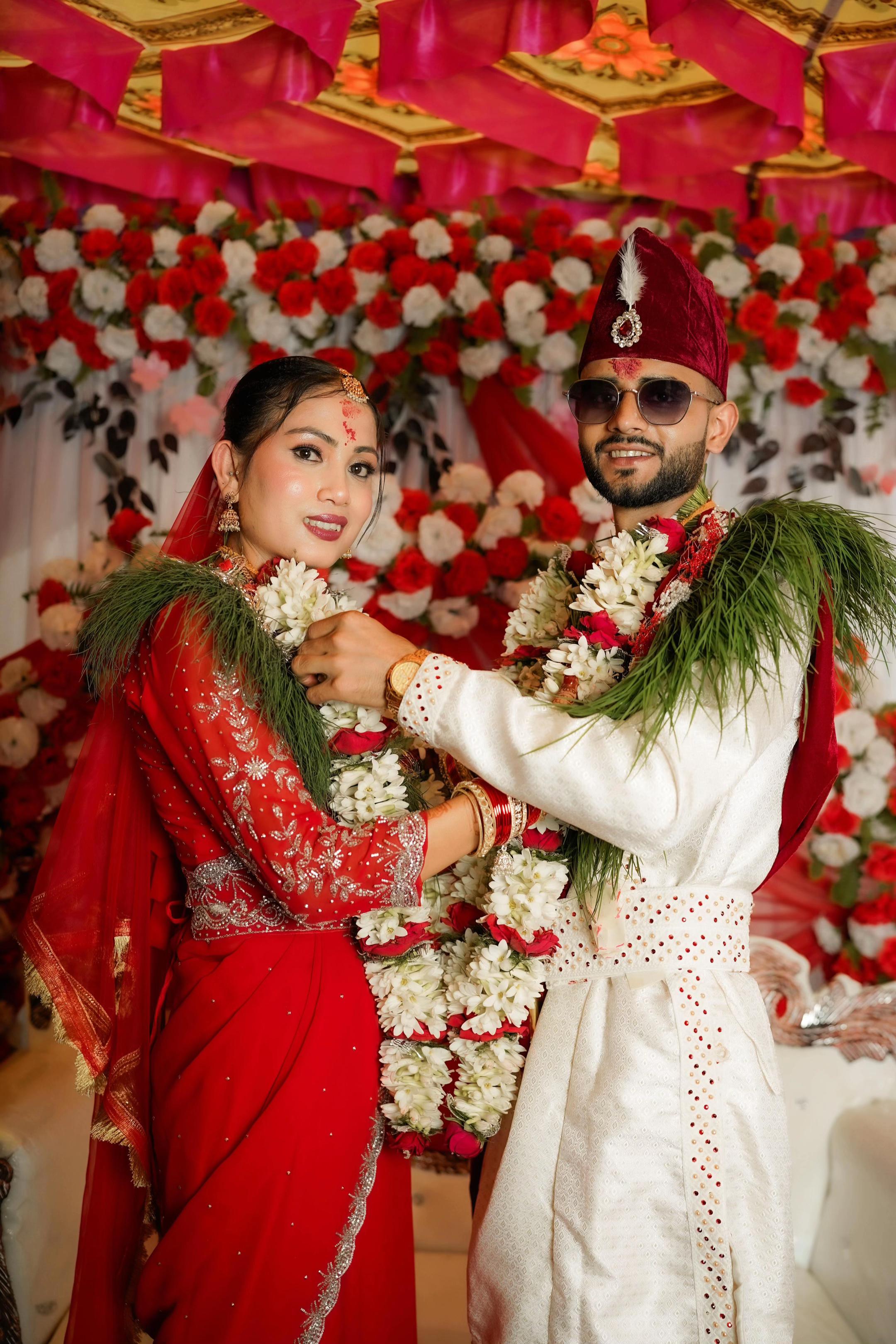 @Poozathapa