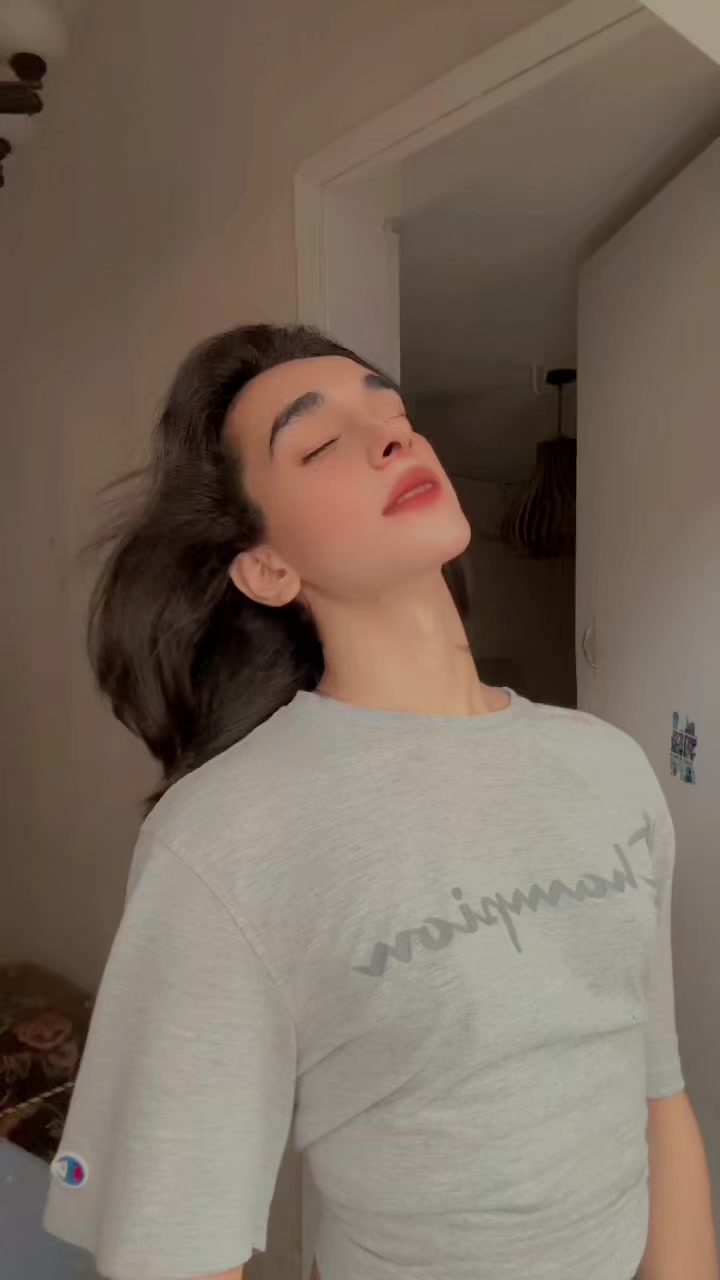@Feeraaaaa